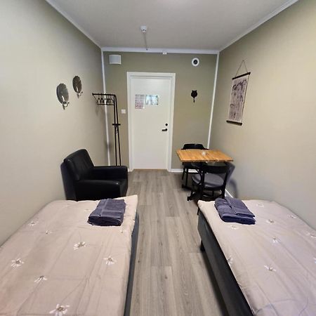 Stora Ekeberg Vandrarhem Axvall Bagian luar foto
