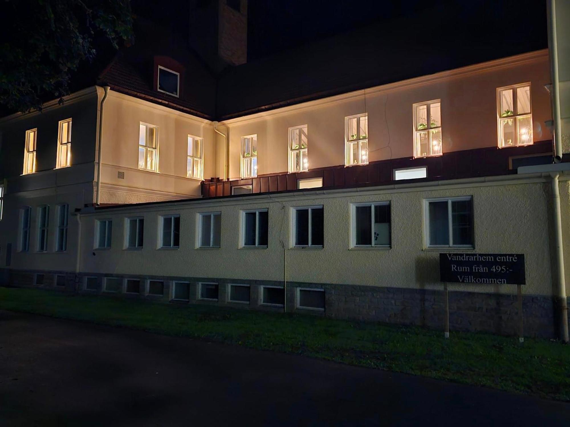 Stora Ekeberg Vandrarhem Axvall Bagian luar foto