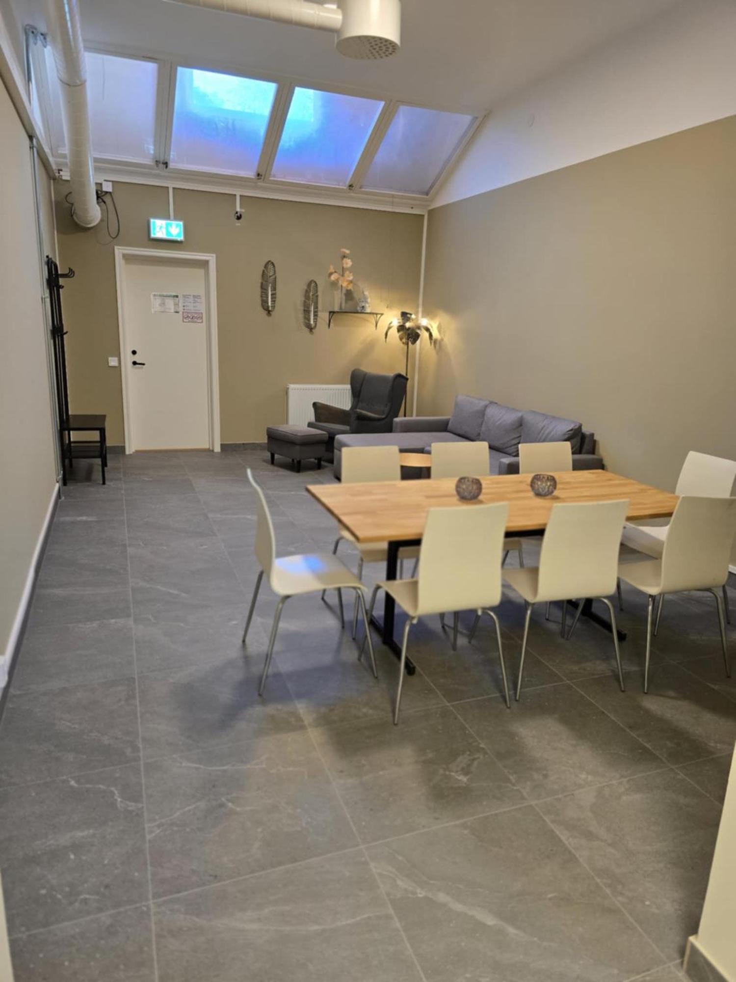 Stora Ekeberg Vandrarhem Axvall Bagian luar foto